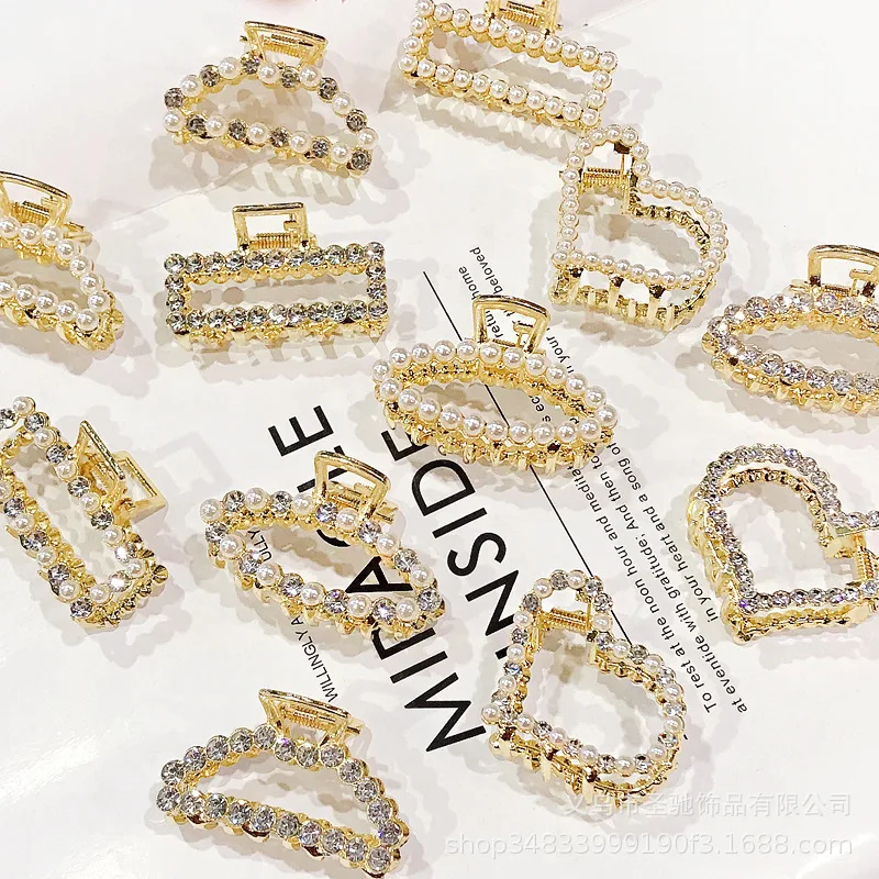 

Pearls Solid Beads Hair Claws Women Girls Elegant Metal Barrettes Headwear Hairpins Horsetail Hair Clips Hair Shark Accessories