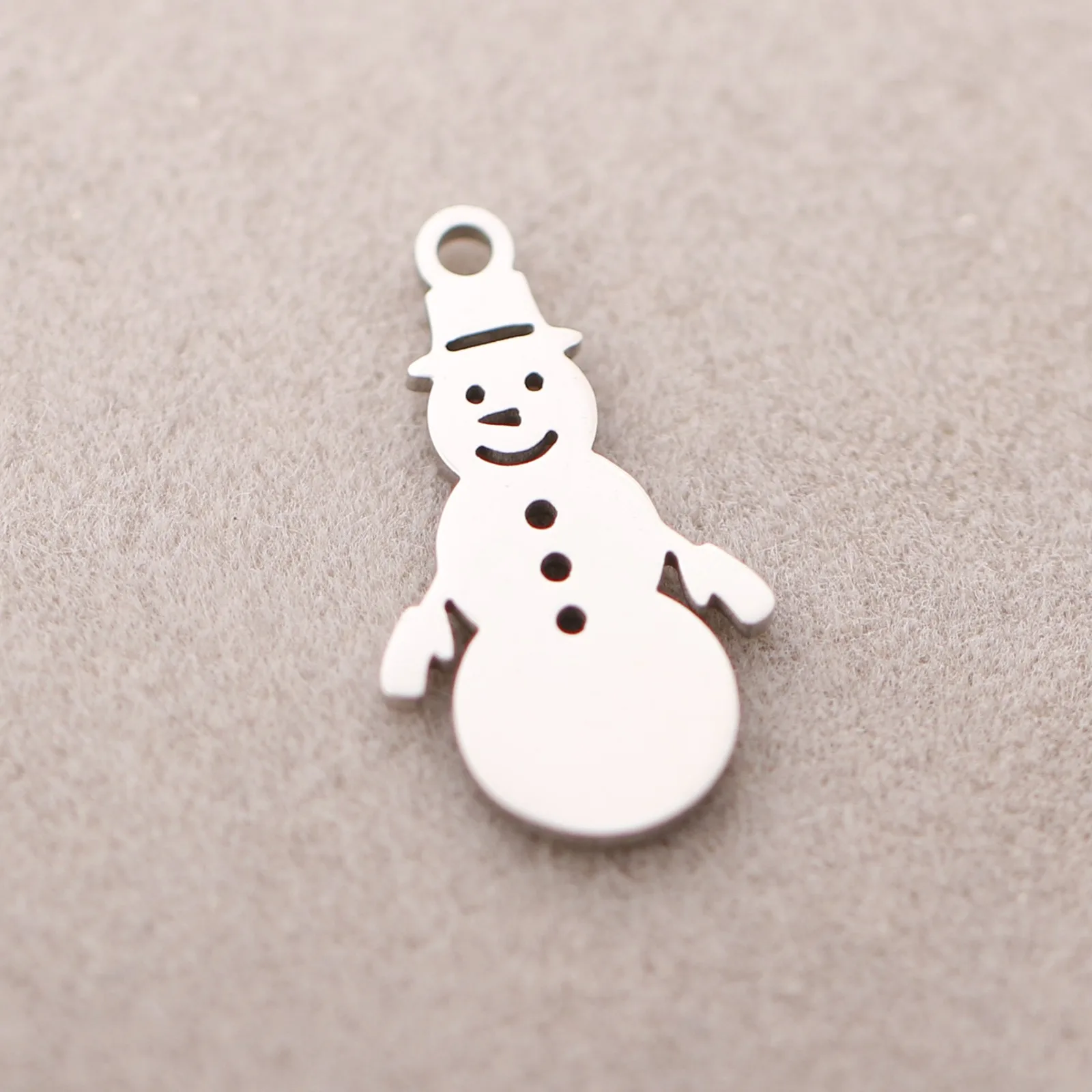 3 Stück Weihnachts anhänger Edelstahl Mini Schneemann Elch Weihnachts baum Schneeflocke Anhänger für Schmuck machen DIY Halskette Lieferungen – Detail 11