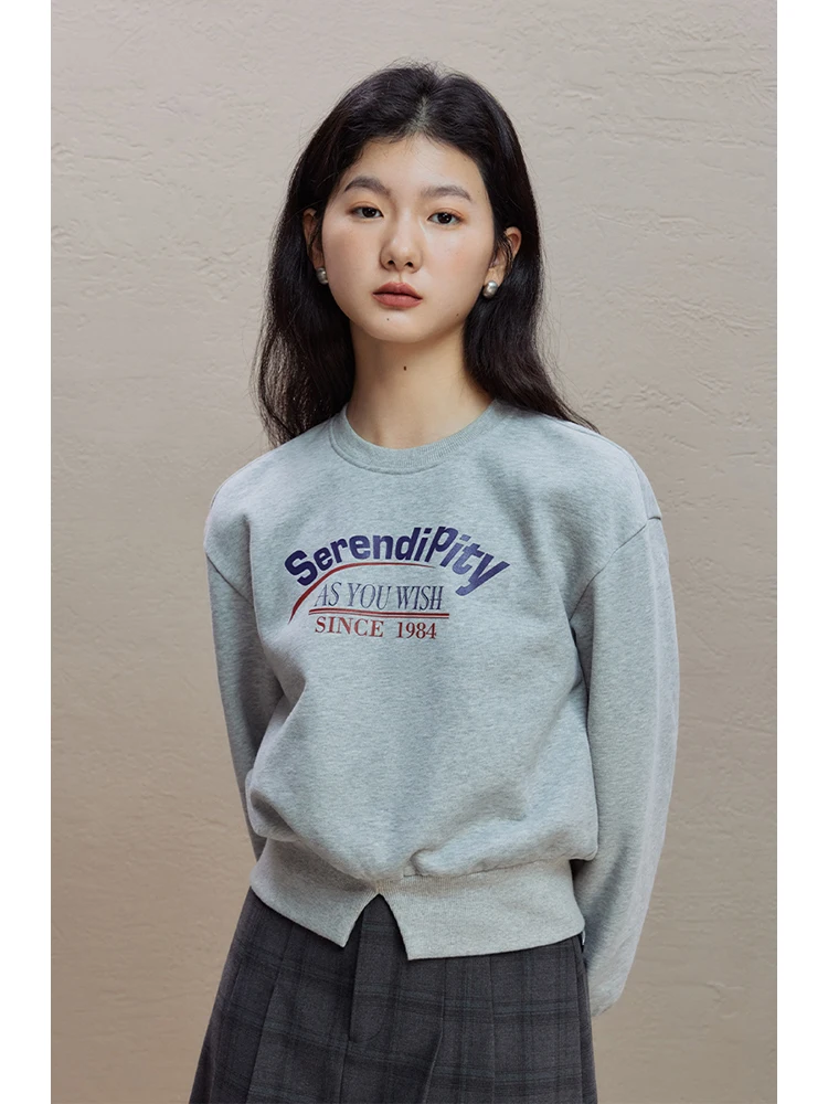 

ZIQIAO American Style Pullover Letter Sweatshirt for Women 2023 Autumn Winter Niche Design Thickened Round Neck Top Female