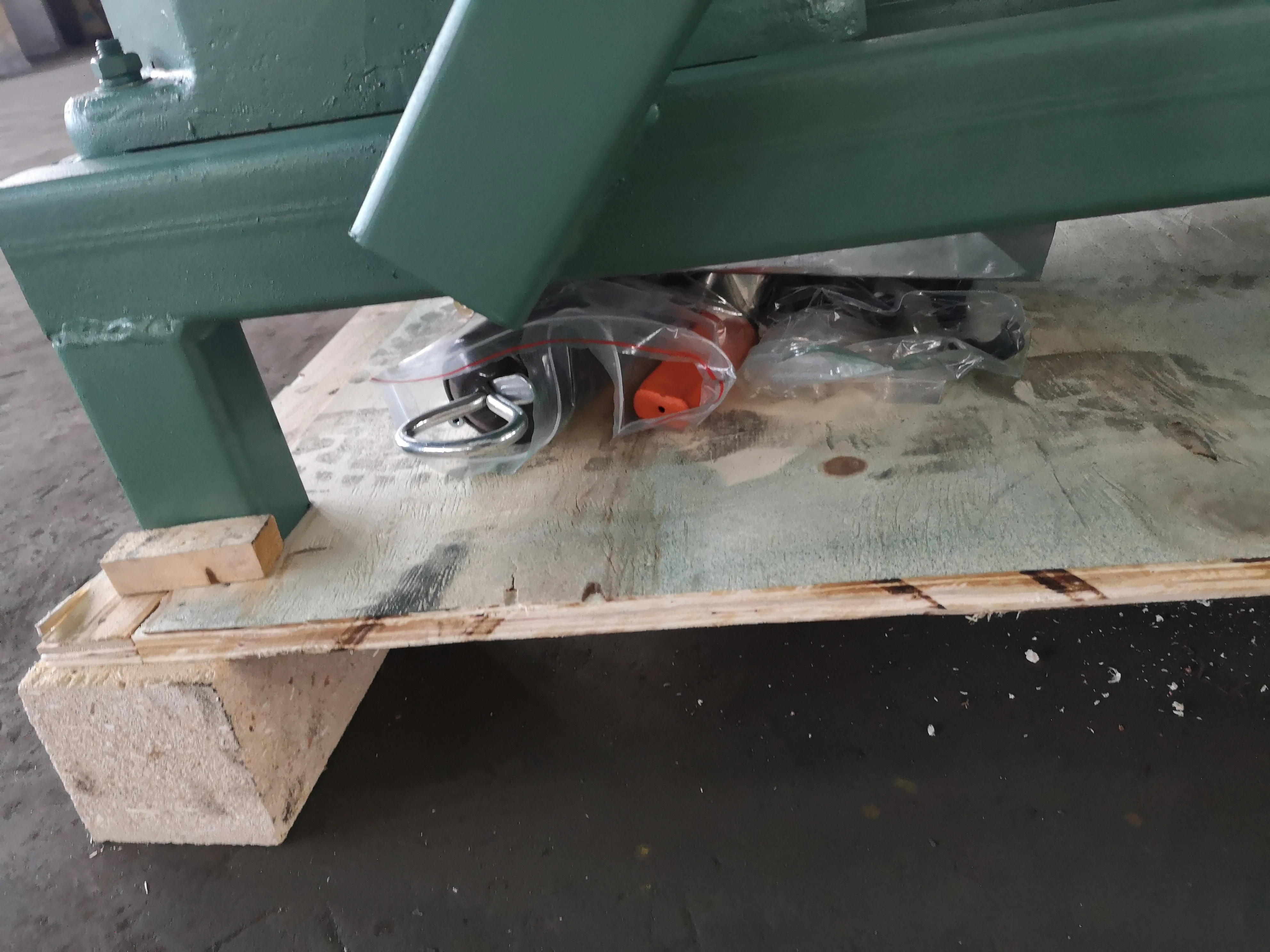 KL230 KL230P out door use PTO die moving biomass wood pellet mill machine 6 mm die hole to door