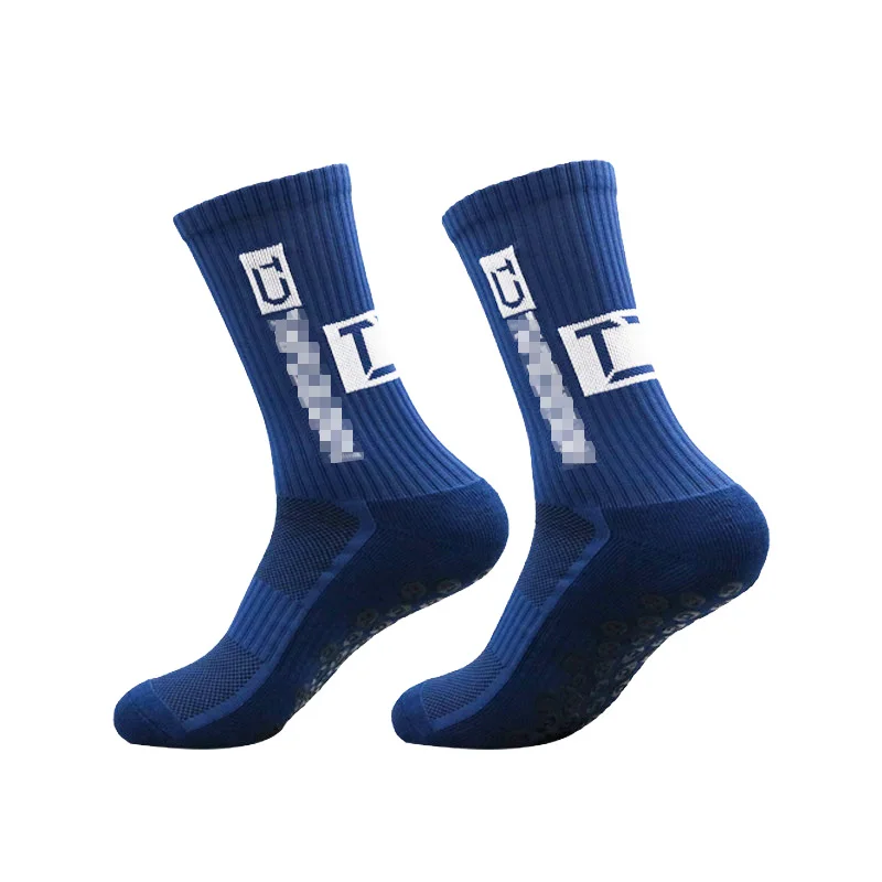 Рисунок 3 - 5 пар футбольных носков