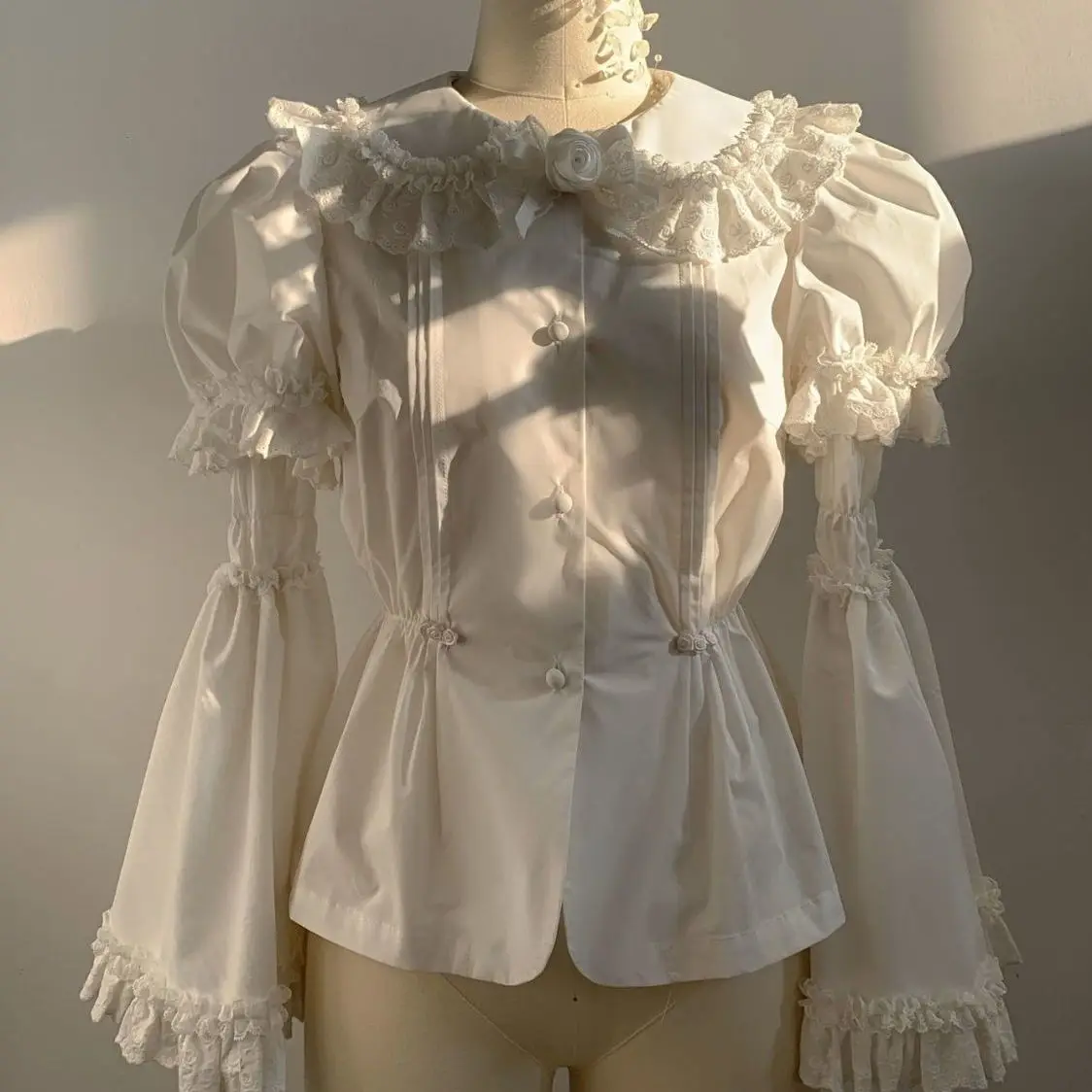 Lolita Blouses Women Gothic Lace Ruffles Rose Peter Pan Collar Removable Long Sleeve