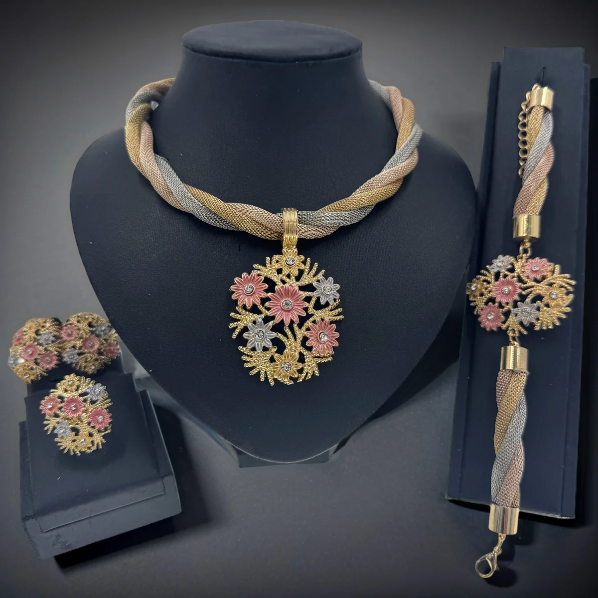

Набор украшений для женщин серебряные, розовые, золотые ожерелья с кристаллами, массивное ожерелье, браслет, висячие серьги, кольца, аксессуары, свадебный подарок