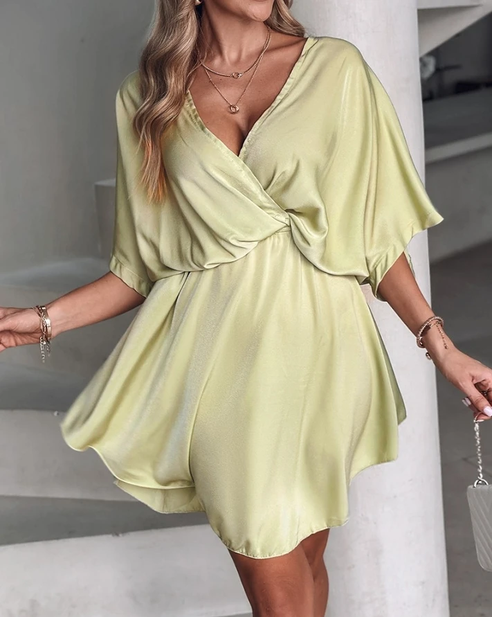 

Women's Dress Batwing Sleeve Overlap Flowy Swing Mini Dress 2024 Spring/summer Latest V-Neck Half Sleeve Vacation Short Skirt