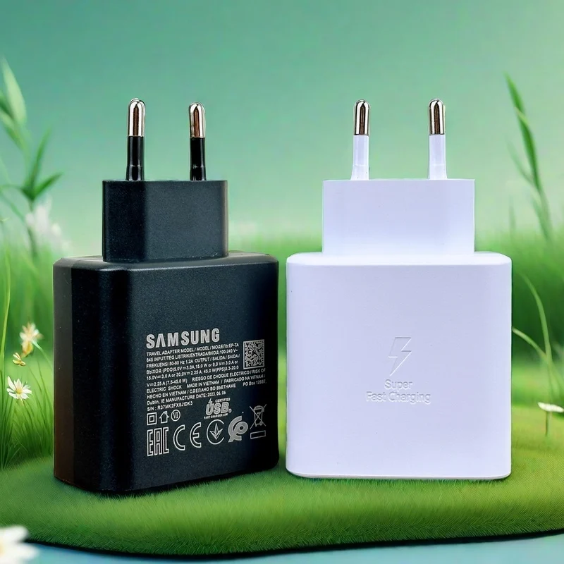 Samsung 45W Super Fast Charger with USB-C PD Cable