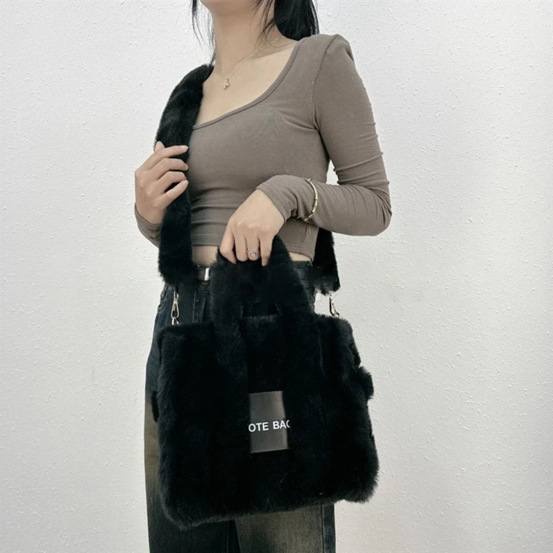 Large Capacity Handbag for Women Autumn Winter Crossbody Bag Plush Shoulder Bag E74B