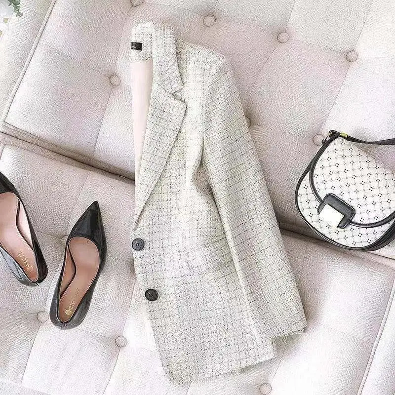 Primavera e Outono Terno Xadrez Feminino Tamanho Grande 2022 Nova Versão Coreana Moda Preto Pequena Fragrância Jaqueta Casual Solta 3 e outono nova versão coreana moda preto