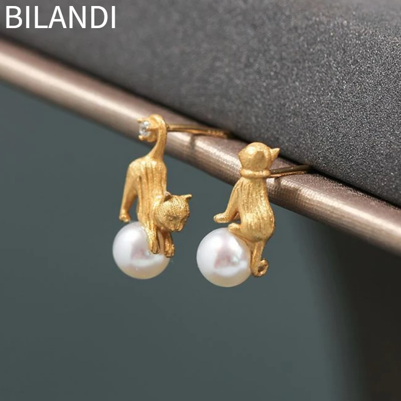 

Bilandi Lovely Design Asymmetrical Cat Earrings 925 Silver Needle Cute Style Women Jewelry Simulated Pearl Earrings Girl Gift