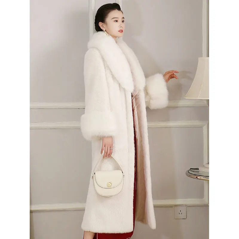 Fashion Imitation Fur Coat Female Winter New Thickened Temperament Mid Length Mink Plush Faux Fox Fur Collar Mink Coat Female