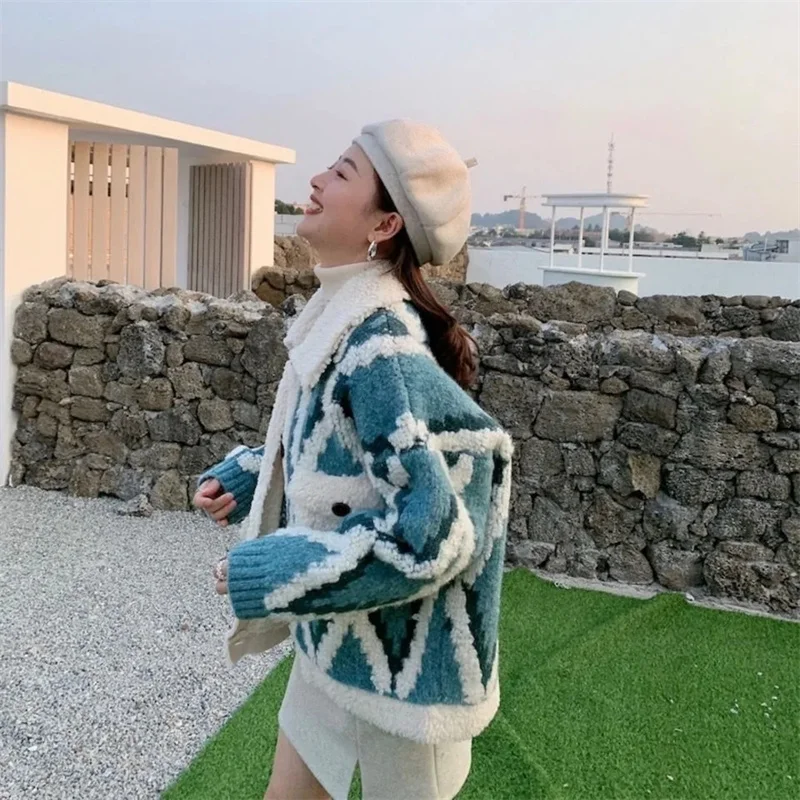 Spring Autumn New Sweater Jacket Women 2022 New Small Fragrance Lamb Wool Thickened Loose Korean Knitted Cardigan for Outer Wear