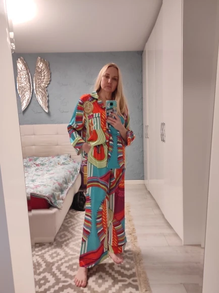 Fashion Silk Women Pajamas Set Fat MM Long Sleeve Spring and Summer Thin Satin Sleepwear Loose Home Clothes Can Be Worn Outside