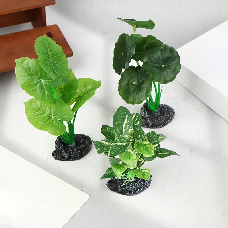 Realistic Floating Aquarium Plant