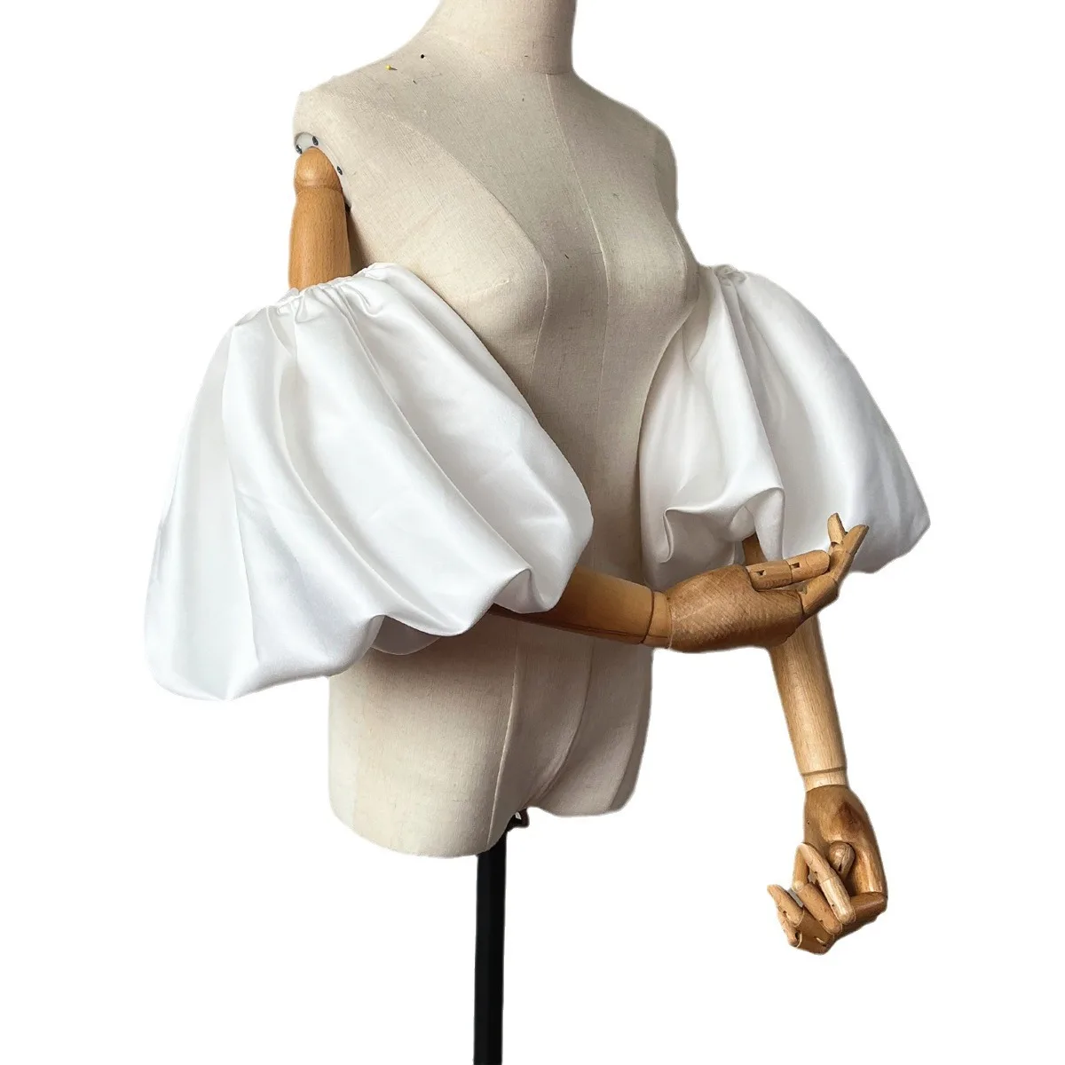 Female Extra Long Big Laceness Cuffs Lace Loose Black Party Evening Women Gloves Touchscreen Ladies Mittens