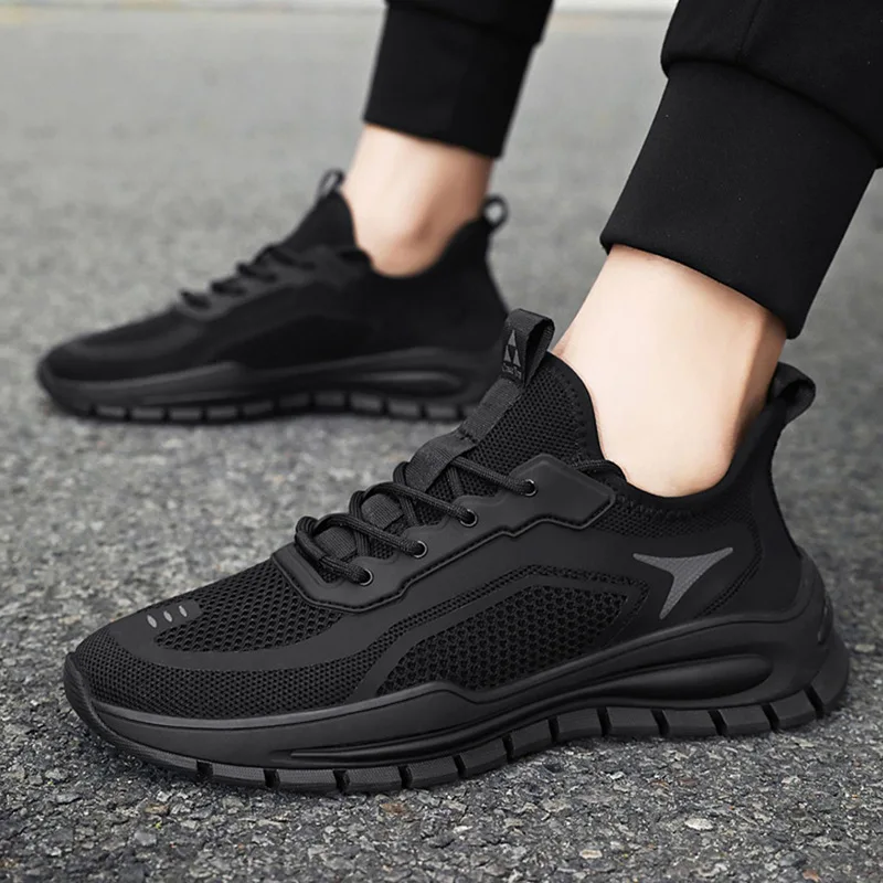 

Summer men's shoes 2023 new mesh surface breathable and comfortable youth sports casual mesh shoes men's pure black trendy shoes
