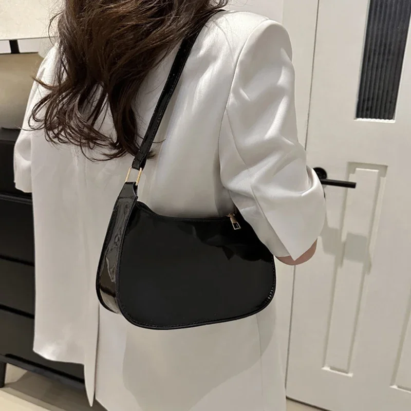 Vintage Patent Leather Shoulder Bag Fashion Women's Handbags Casual Designer Hobos Underarm Bag