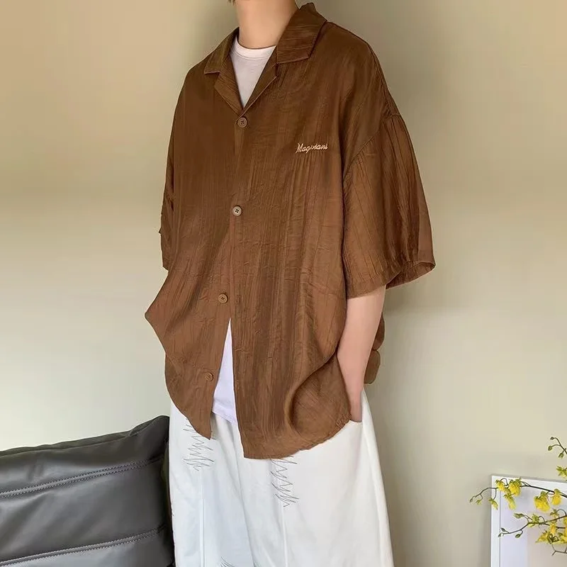 

2023 Summer Men's Ice Silk Fabric Short Sleeve Loose Japanese style Casual Shirts Medium Sleeve Shirts Fashion Trend Coats
