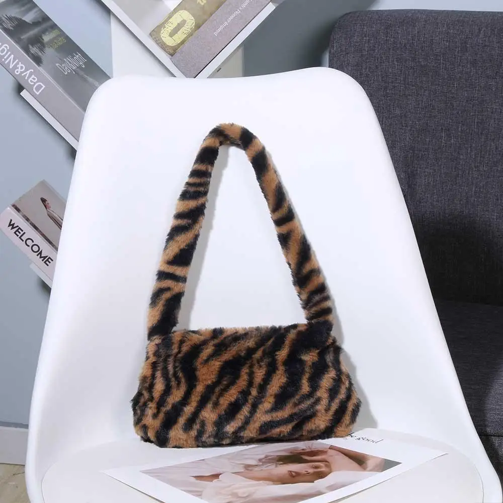 Frauen Mädchen Geldbörse Kunstpelz Kuh Print Mini Umhängetasche Leopardenmuster Plüsch Unterarm Handtasche – Detail 10