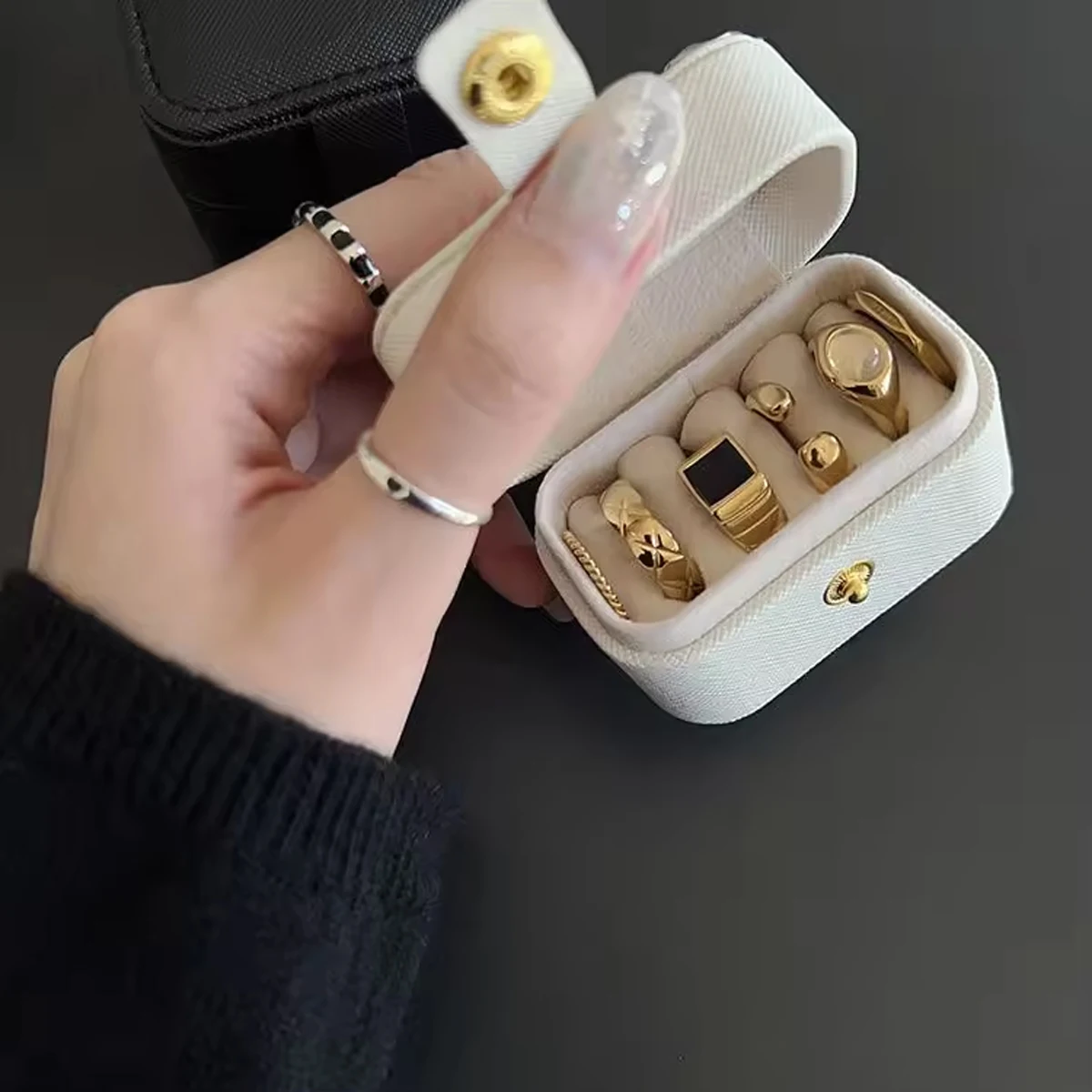 Mini Portable Small Jewelry Storage Bag Travel Simple Leather Ring Necklace Earrings Storage Box Organizer Display Gift Box