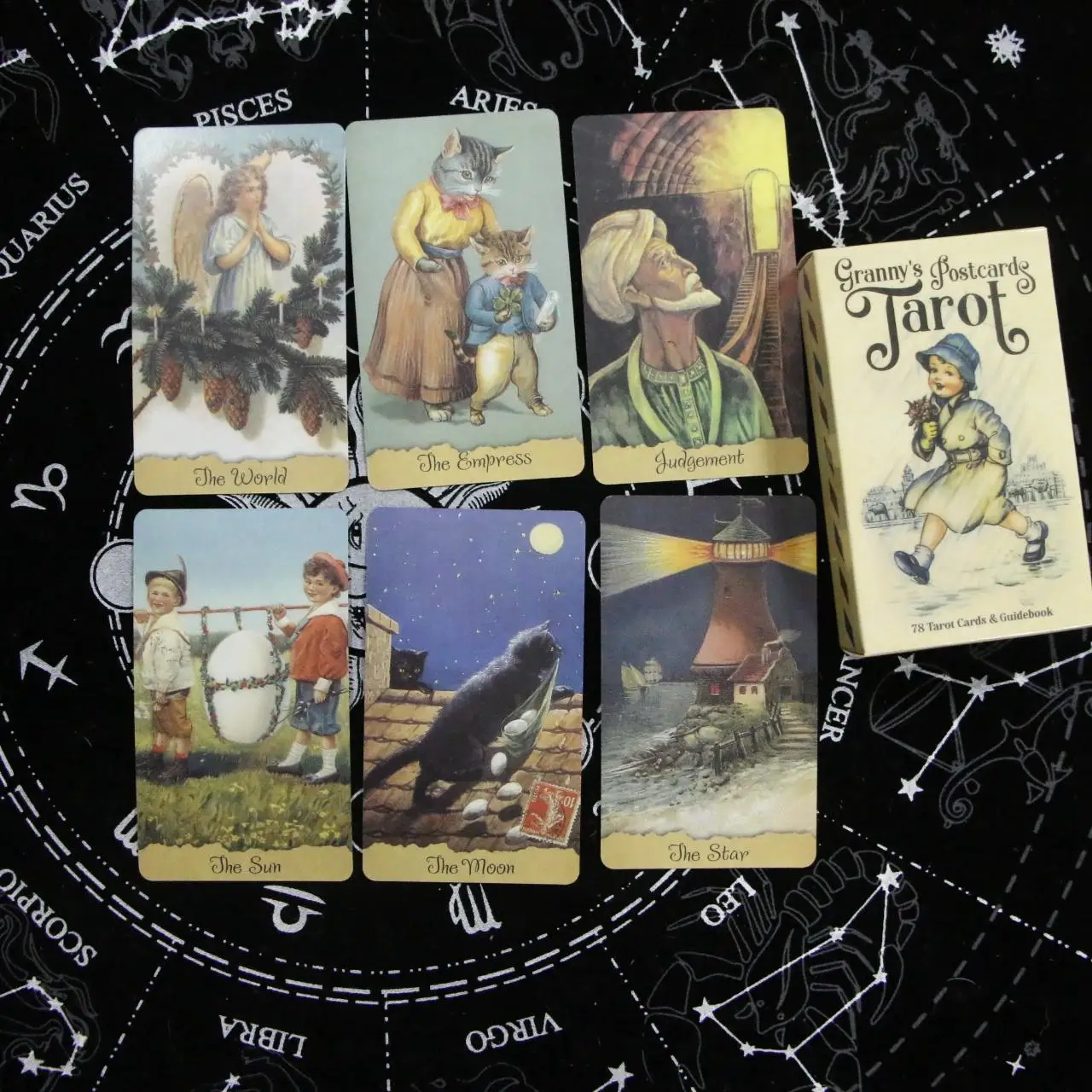 10.3*6cm Granny’s Postcards Tarot 2