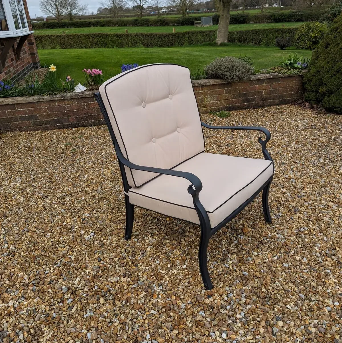 Cast Aluminum Outdoor Sofa with Cushion for Garden Use