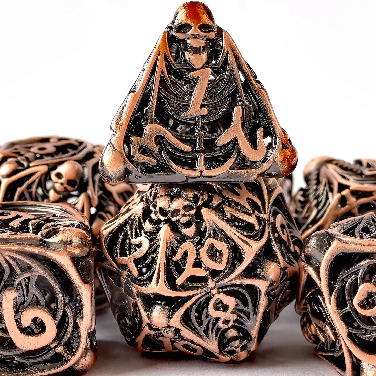DND Metal Set Dice 7 Role Playing Dice Skull Feature, Hollow Metal D&D Dice Dungeon and Dragon 5