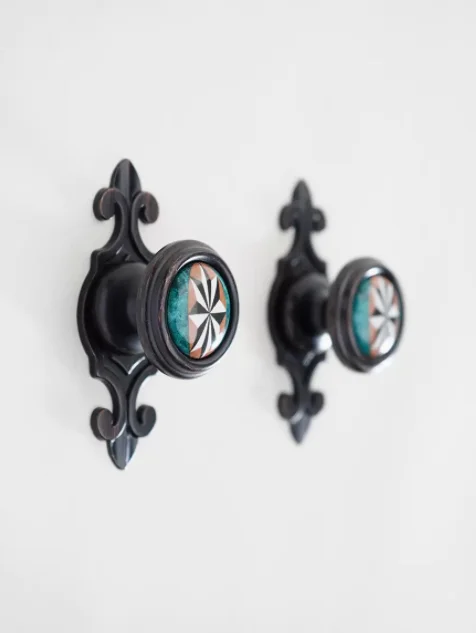 Description Picture 6 of itemEuropean Retro Rural Printing Ceramic Drawer Shoe Cabinet Knob Bronze Cupboard Wardrobe Dresser Door Handle Backplate  With Knob