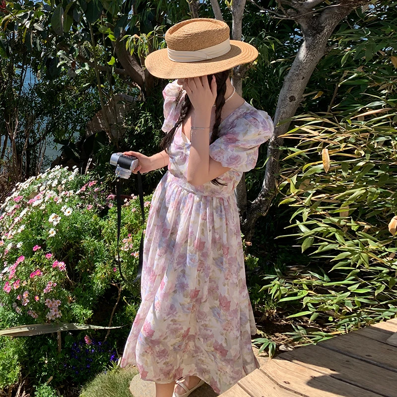 

2023 Women'S New Floral Dress Korean Version Loose And Slim V-Neck Pleated Design Free Shipping