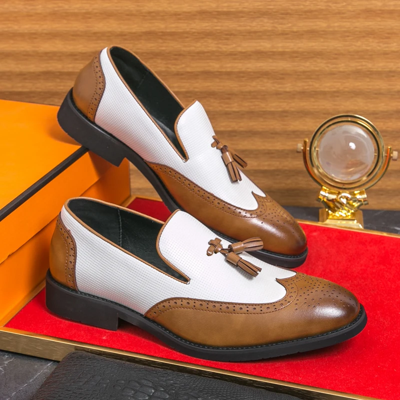 Classic Brogues Men Shoes Business Office Oxfords Casual Lace Up Fashion Men Suits Shoes Pure Leather Wingtip Retro Dress