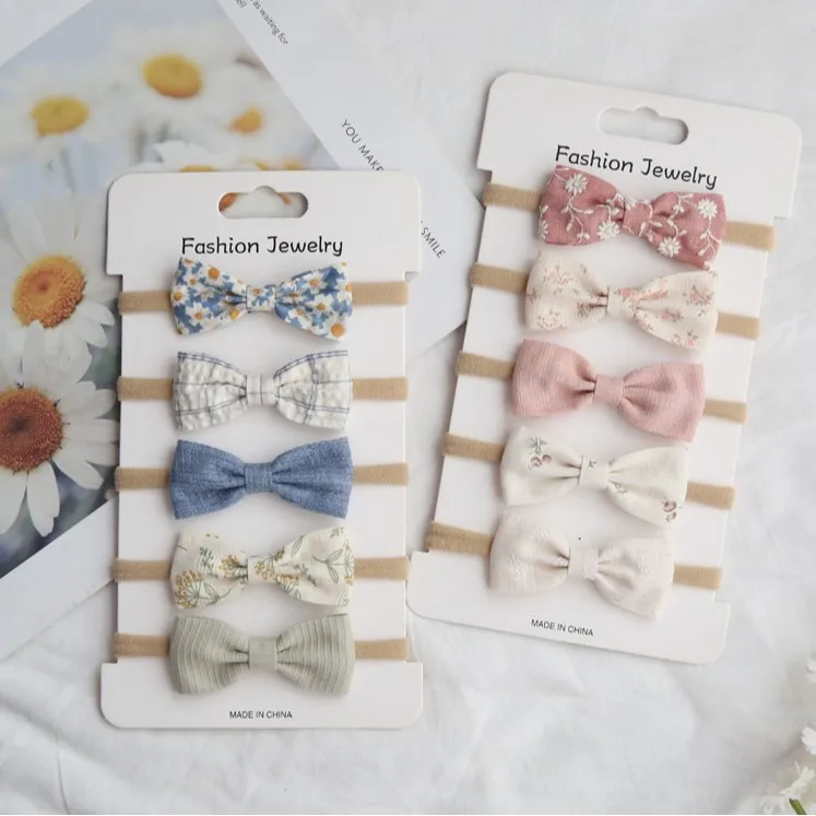 Set di 5 elastici per capelli fatti a mano per bambine - immagine 4