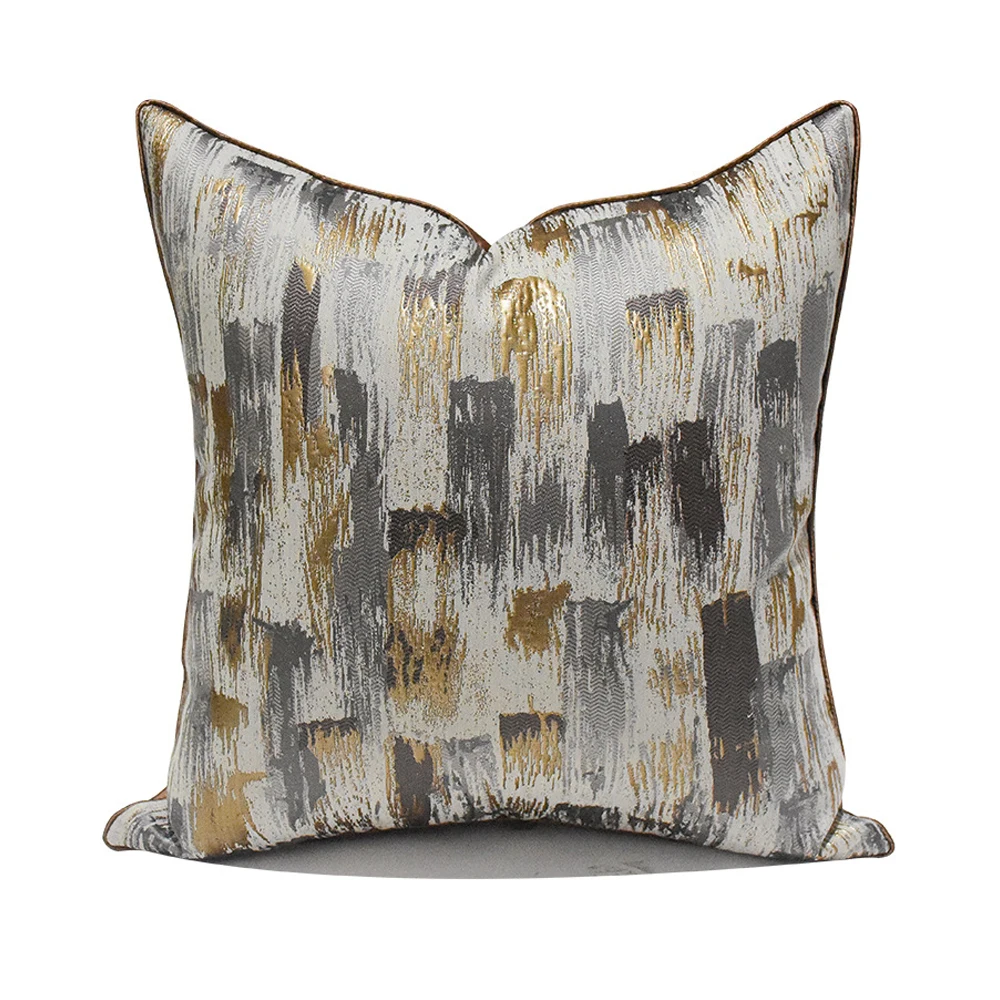 Рисунок 5 - Роскошный золотой чехол для диванной