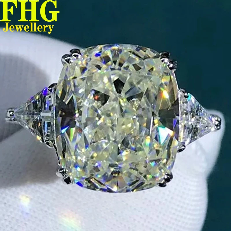 

6 7 8 9 10Catar 18K Solid Gold Women Wedding Anniversary Engagement Party Ring Moissanite Diamond Ring Flower
