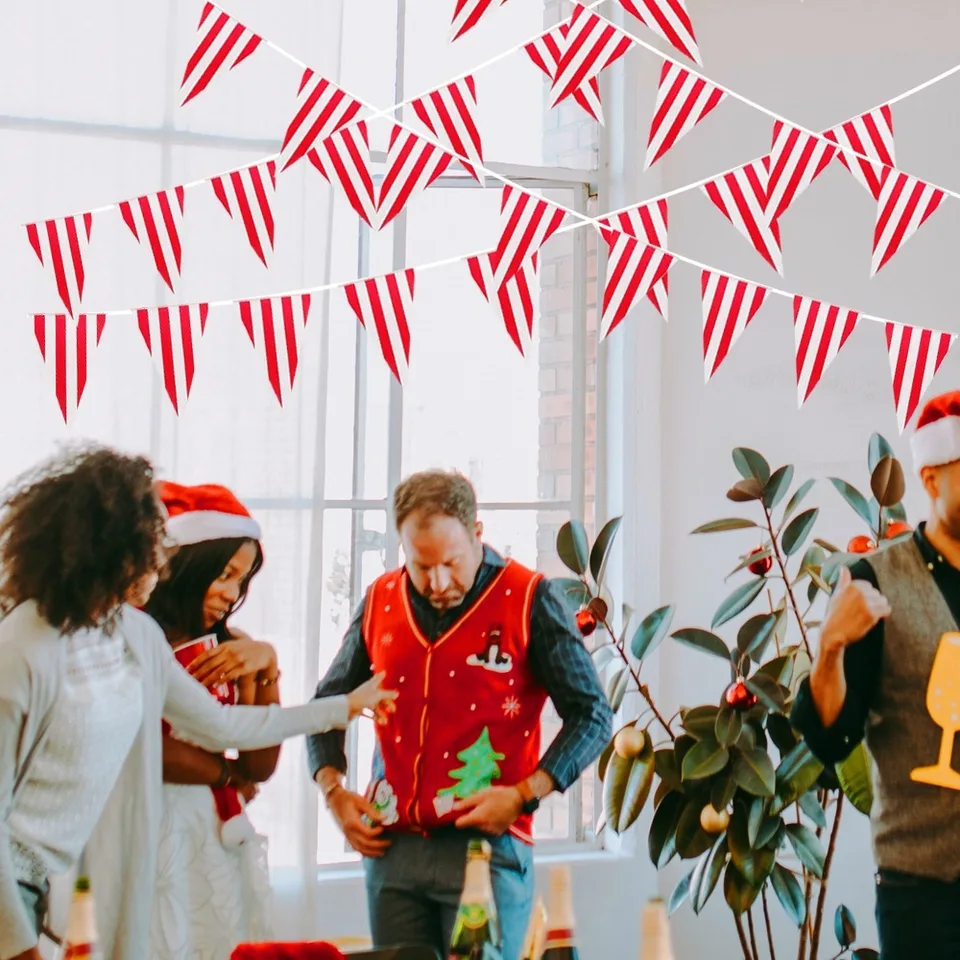 Vibrant 10 Meter Party Bunting - Green, Red & White PVC Flags (20 Pennants, Each 30x20cm) For Indoor/Outdoor Decor - View #10