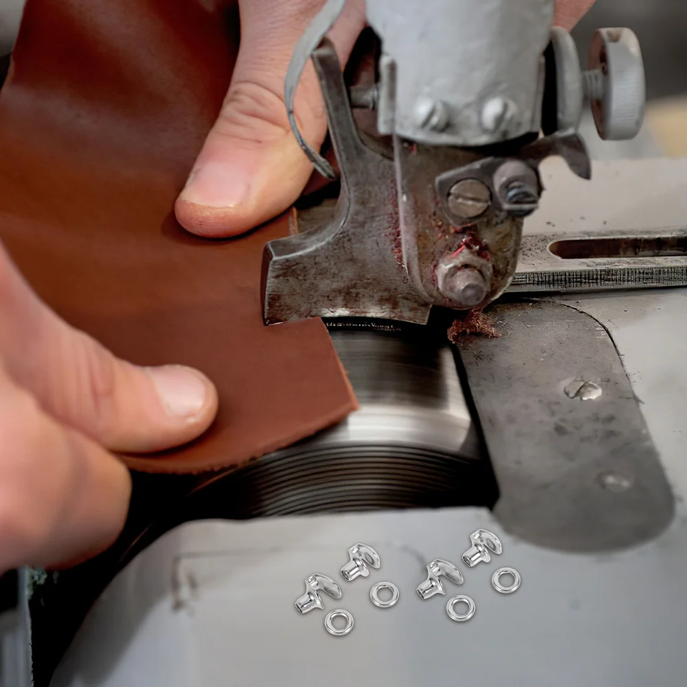 Рисунок 4 - пряжки для обуви