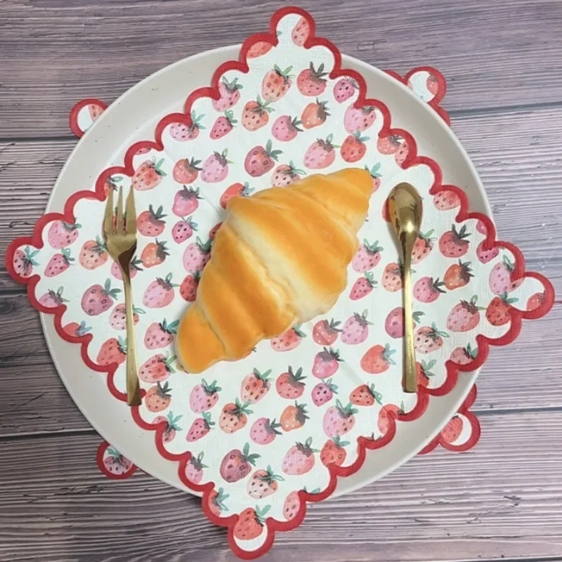 Cocktail Napkins 20pcs 25*25cm 2-Ply Strawberry Printed Cut Edge Bar Party Paper Wavy Edge Printed Paper Placemats