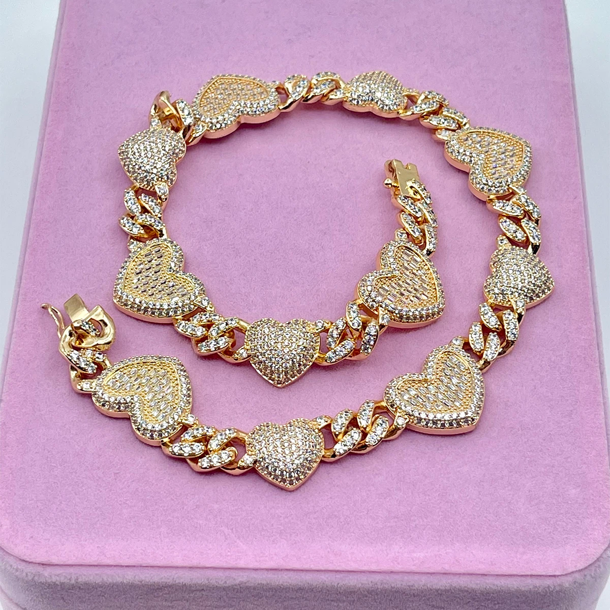 

Drip Letter Cuban Chain Paved Heart Iced Out Bling Full Cubic Zirconia Necklace For Women Hip Hop Jewelry