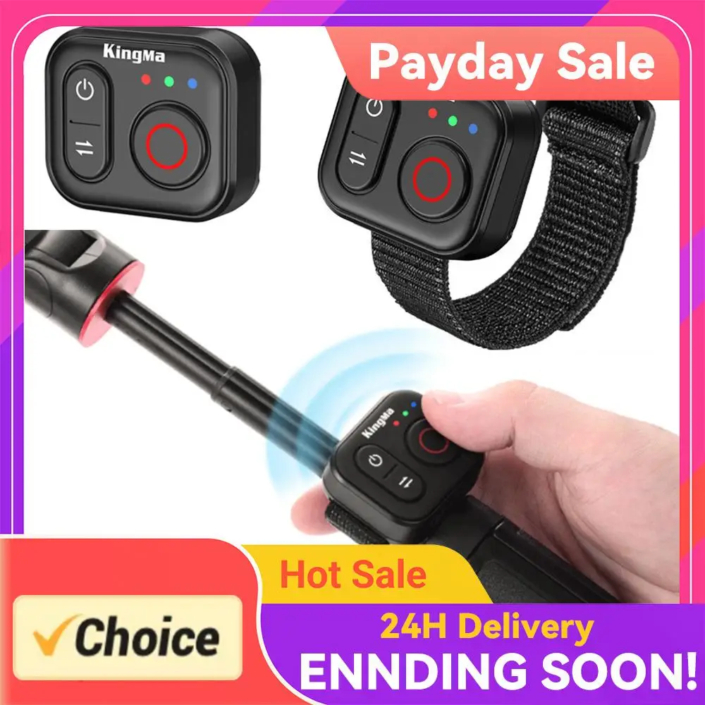 Main tenant une télécommande sans fil Bluetooth pour selfie, avec une caméra d'action étanche en arrière-plan, prête à capturer des aventures.