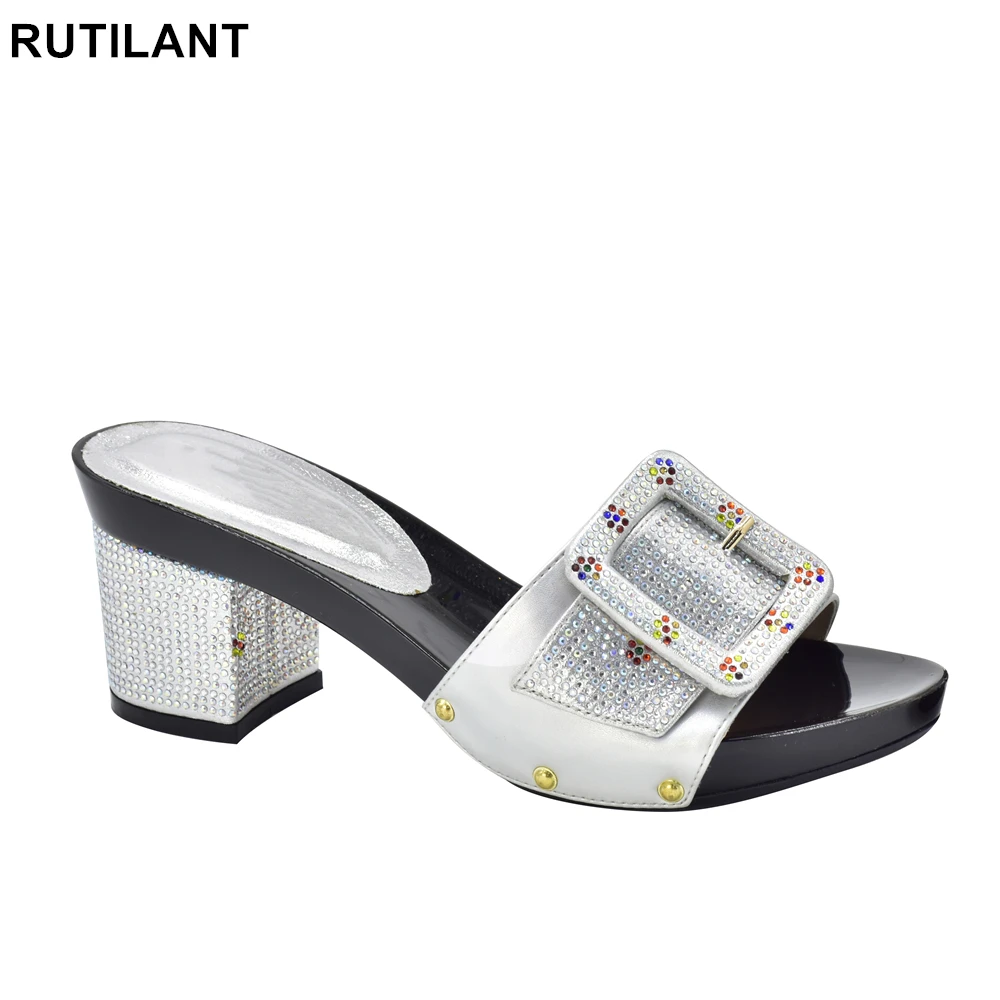 Latest Red Color Elegant Crystal Women Shoe Wedding Shoe Woman Low