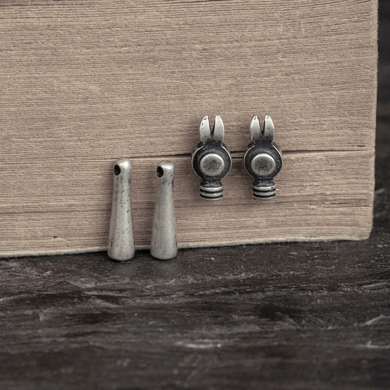 Boucles d'oreille marteau originales