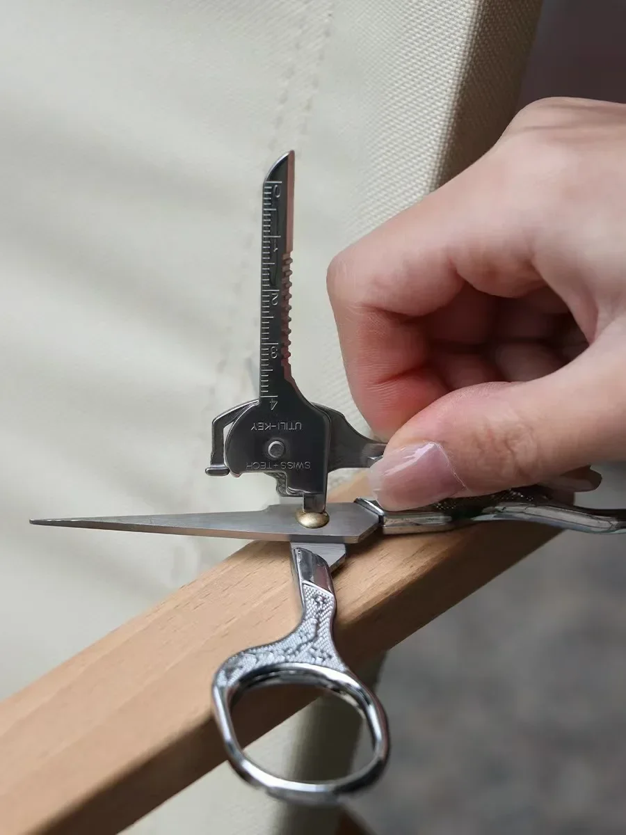Compact Multi-Tool Keychain with Opener & Screwdriver - 6-in-1 Utility Survival Gadget