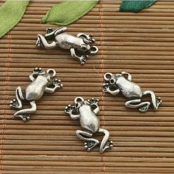 

20pcs Tibetan Silver frog design pendant h5082
