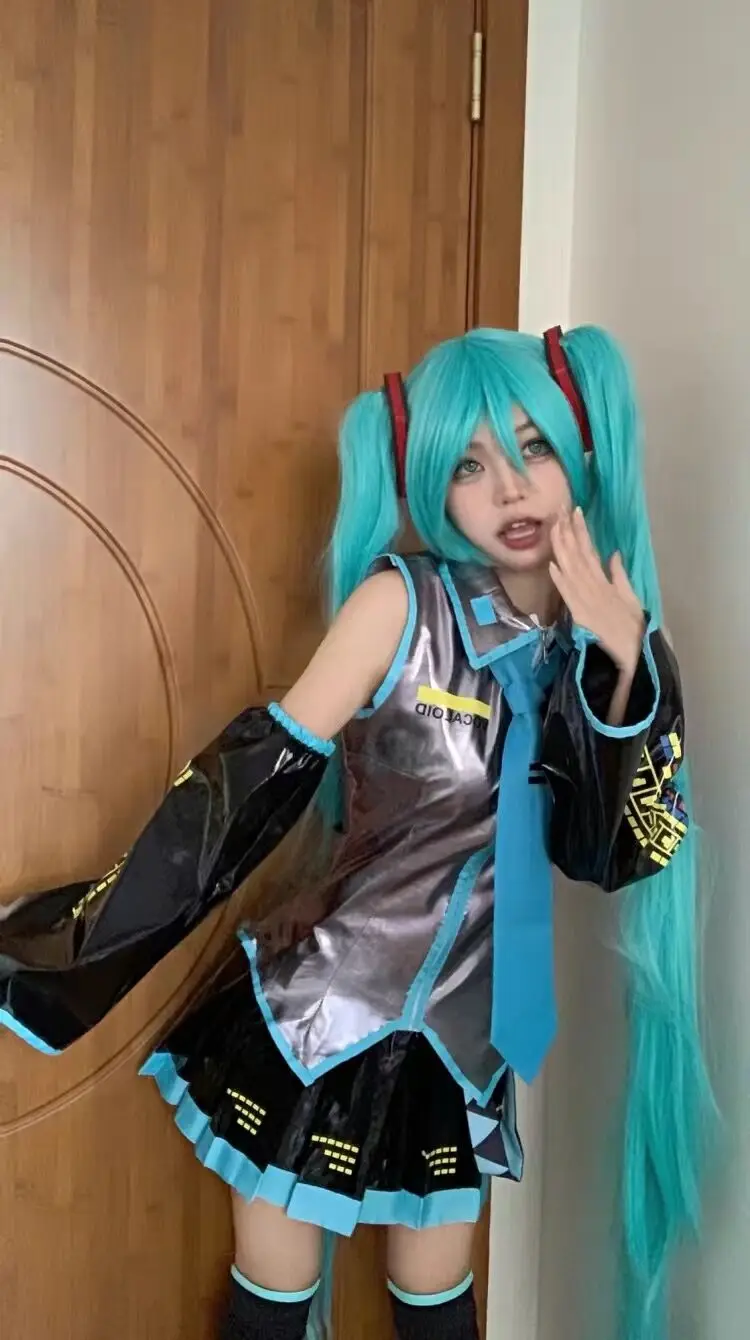Hatsune Miku Cosplay Costume Set, Liquid PU Leather, Top, Skirt, Tie, Sleeves and Leg Warmers Included（S+ version）