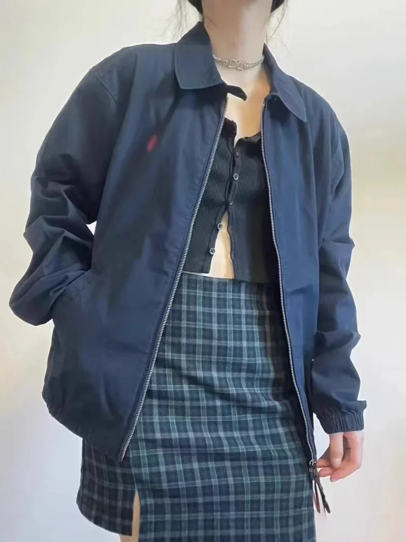 ג'קט פלאיד קלאסי ללבישה חיצונית, מעט מתרחב אך לא מתרחב, קישוט רקמה רגילה ואלגנטית לנשים באופנה