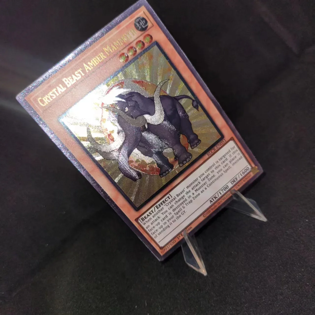 Рисунок 5 - Yu-Gi-Oh UR BLCR-EN051