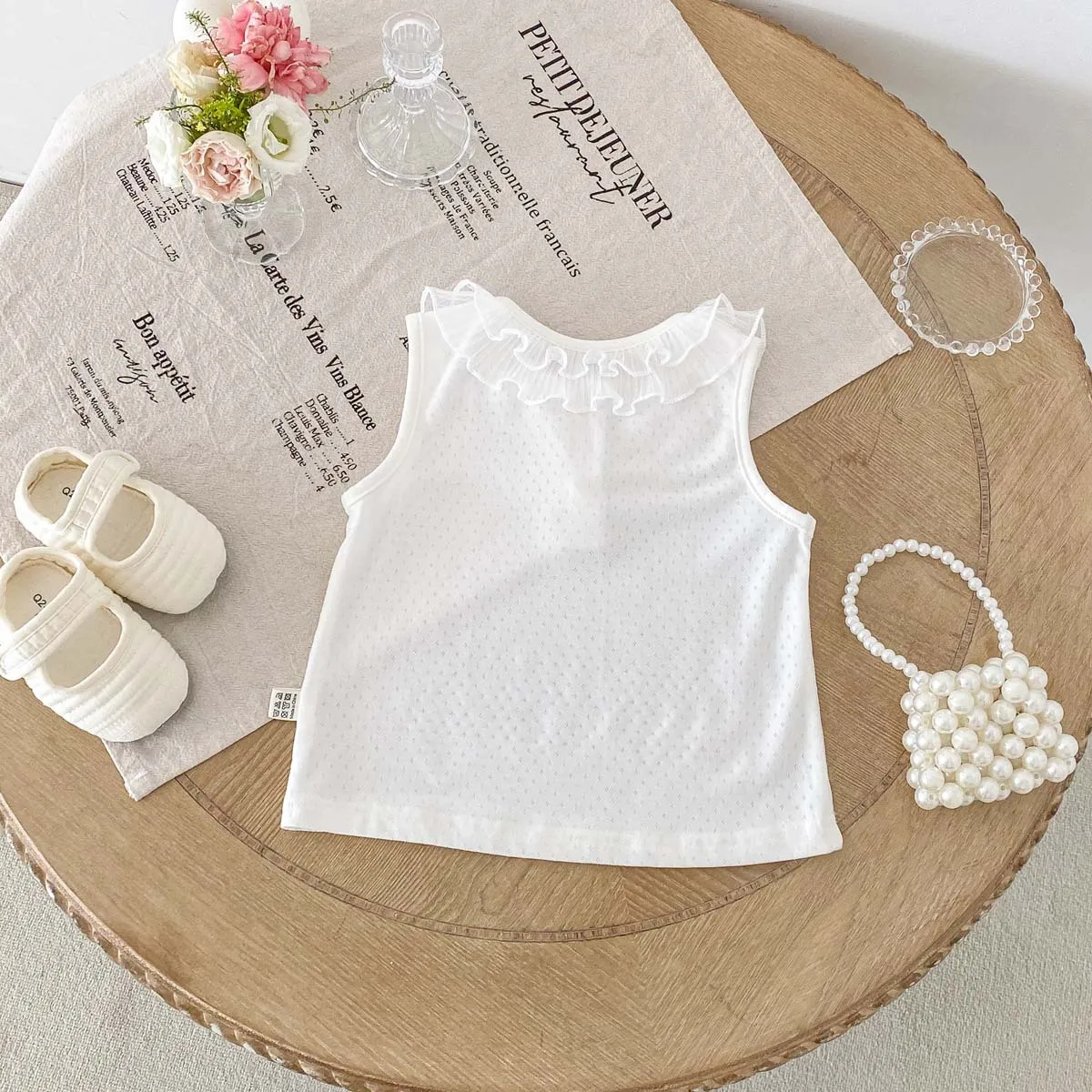 Description Picture 4 of itemGirl's Sleeveless Vest Top for Summer 2025, New Style with Air Mesh and Lace Collar T-shirt for Infants and Young Children