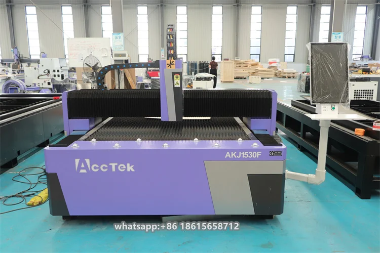 Fiber Laser Cutting Machine 1530 - EmitLaser