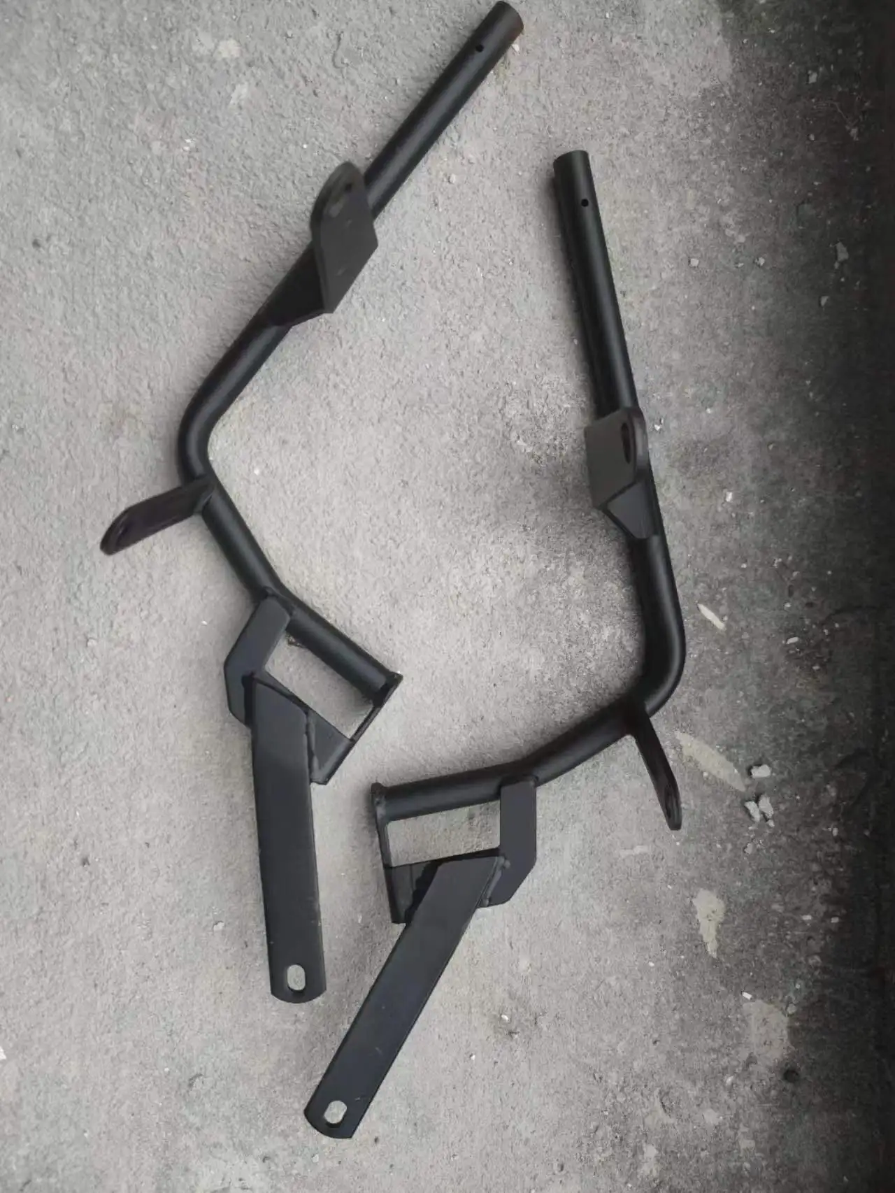 Benelli Leoncino 250/500 Carrier Motorcycle Side Rear Luggage Boxes Cases Mounting Racks Brackets