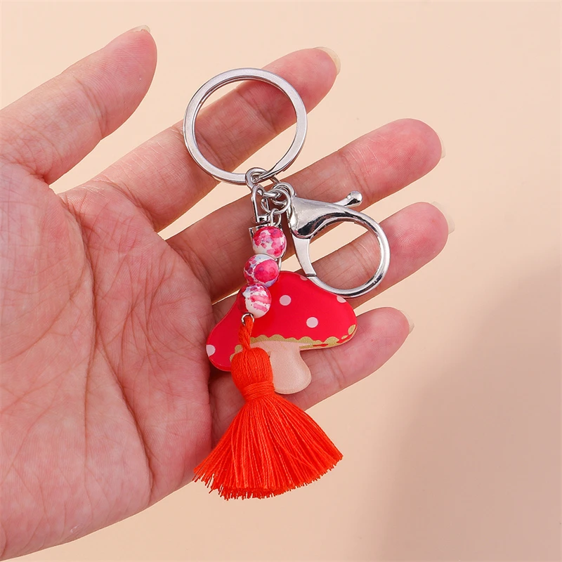 Handgemachte Perlen gestrickte Quaste Schlüsselanhänger für Frauen Mädchen süße Harz Pilz Schlüsselanhänger Anhänger Auto Schlüsselanhänger Handtasche Charms Geschenke