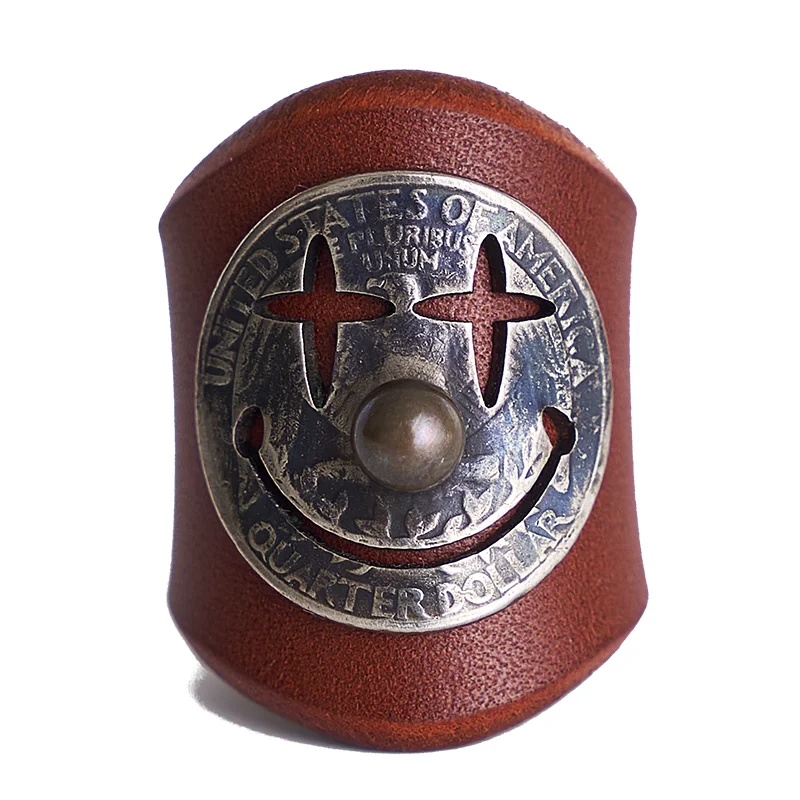 Smiling clown (large coin) brown