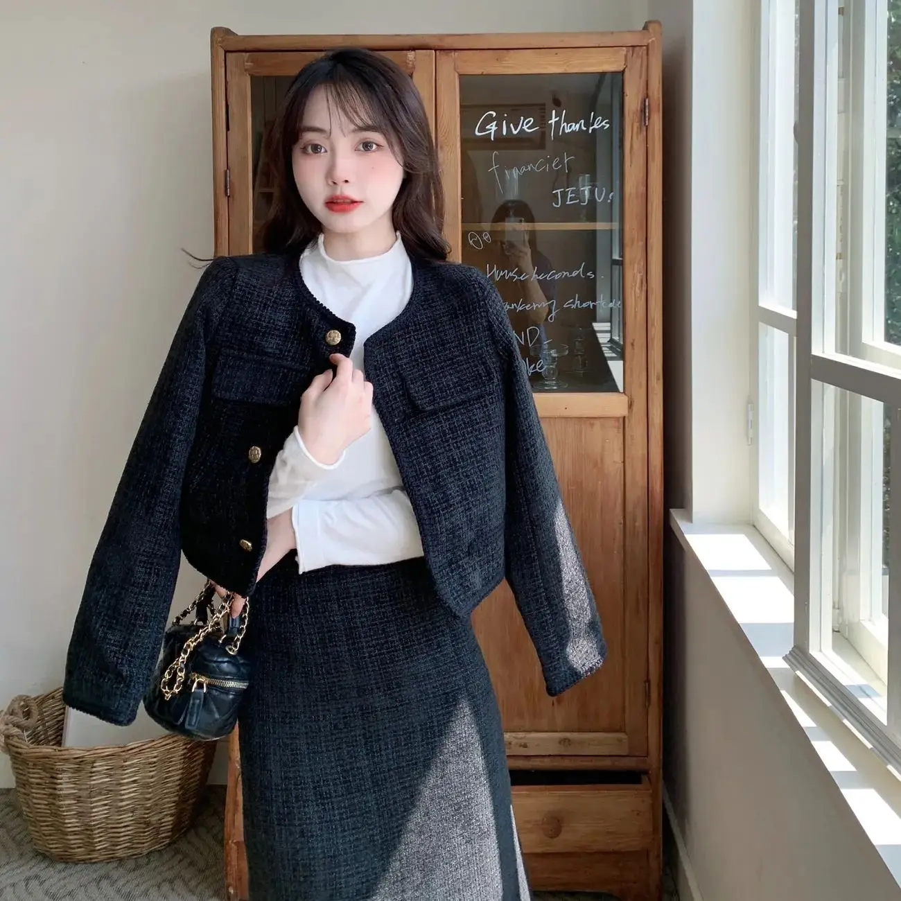 

UNXX Autumn 2023 Chic Style Dress Set for Women, Little Black Style Suit with A Touch of Cool-tone for A High-end Look Fashion