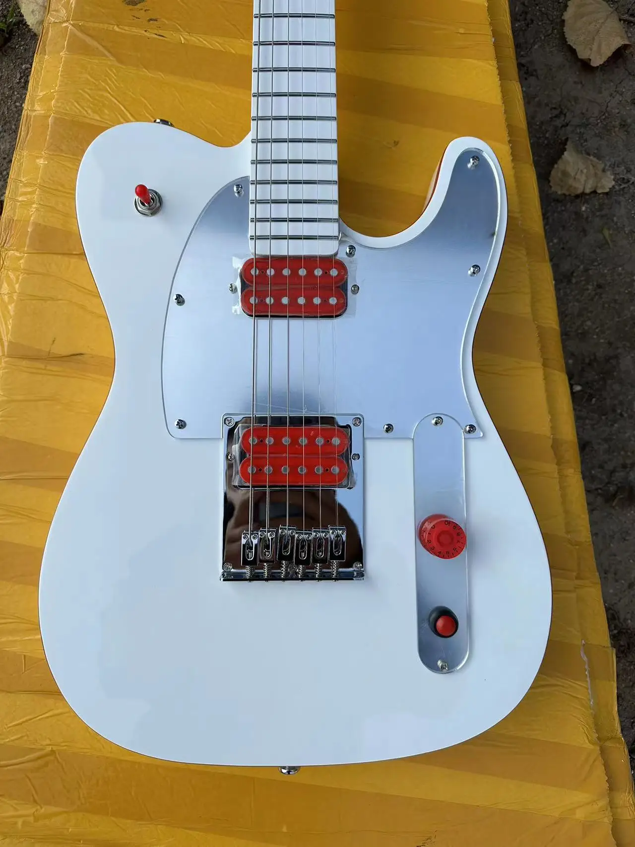 

John 5 Ghost Electric Guitar,Arcade-Style Control,Red Body Binding,Red Pickups,Mirror Pickguard